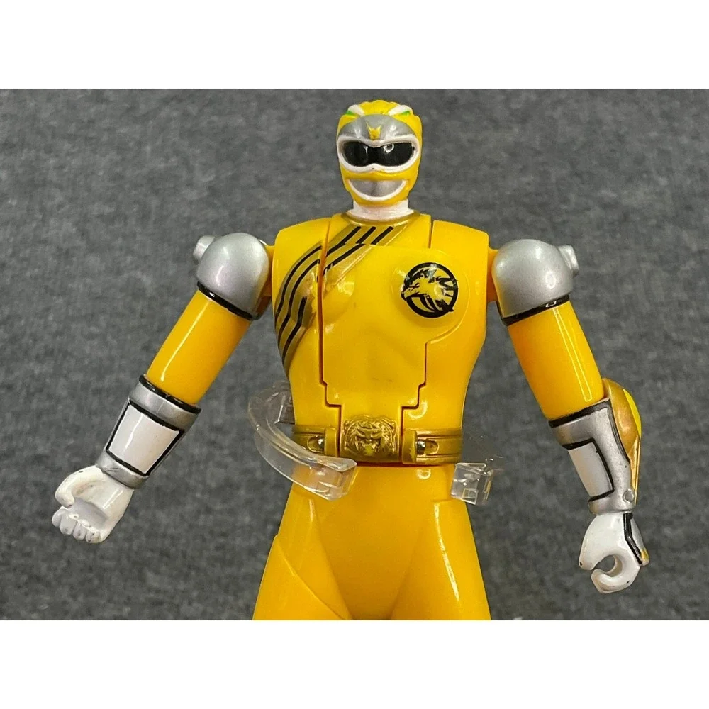 Bandai Power Rangers Wild Force Yellow Spin Morphin Ranger Flip Head Figure 2001